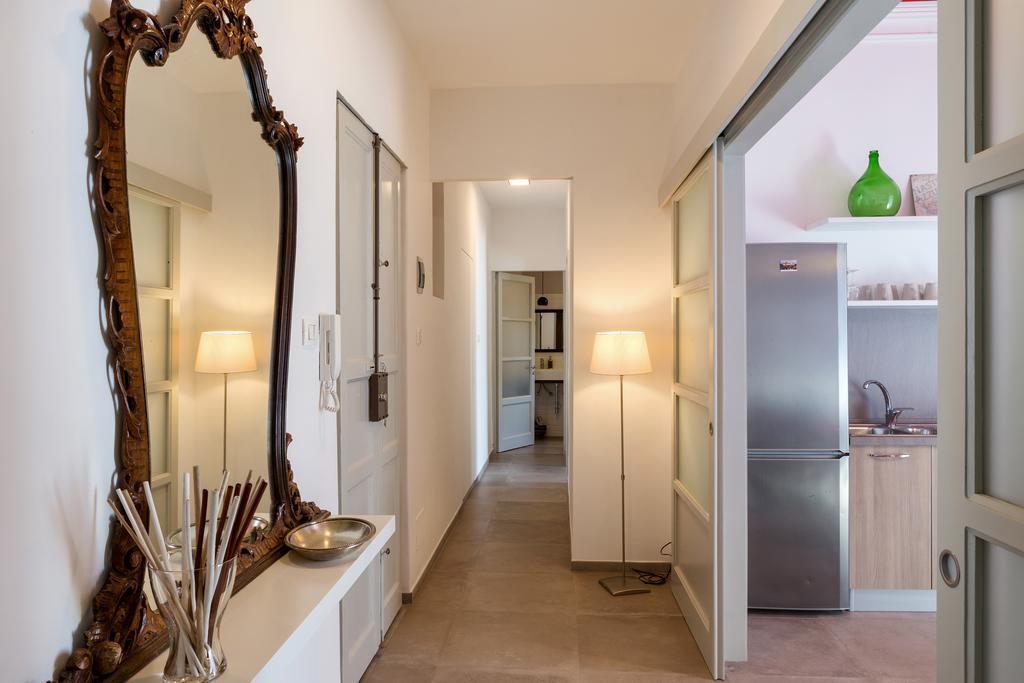 Alcala Living Apartments Катания Екстериор снимка
